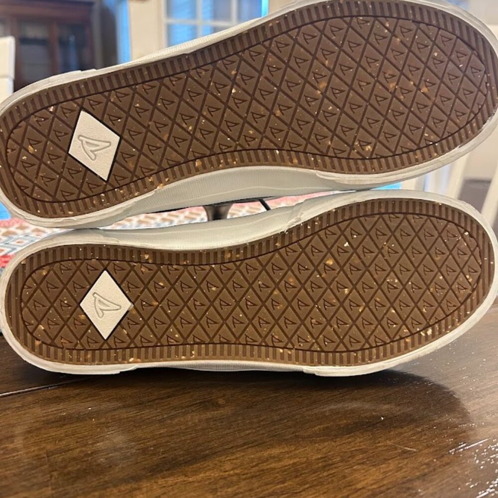 NWT Sperry Crest Vibe Leather Sneakers - Grey / Silver - Women's 7.5 - Picture 6 of 7